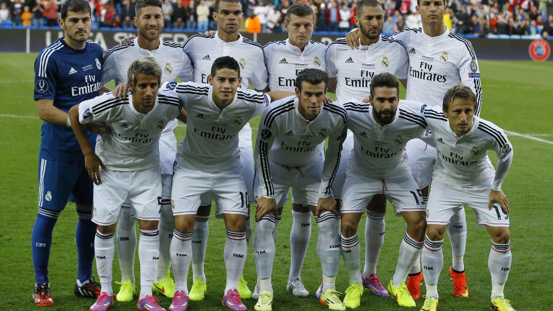 【比赛中的“出局”大揭秘】裁判如何做出公正判决?,裁判宣布比赛规则